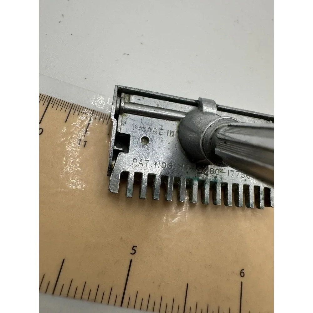 Vintage Gem Micromatic Single Edge Safety Razor‎